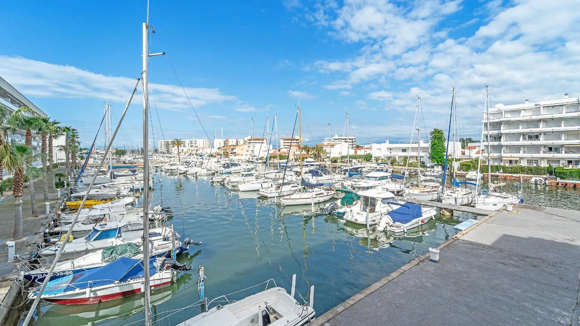 Welcs Apartamento 153 Emp Con Vistas Al Puerto Roses 0*,  Spagna